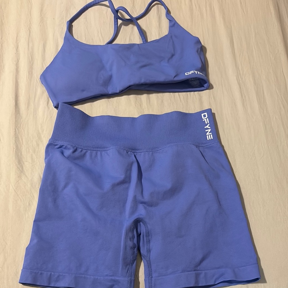 Dynamic Activewear Set by DFYNE